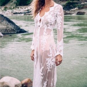 Arnhem Lace Bohemian Maple Maxi Dress Kimono Duster White Festival Size 6 NWT